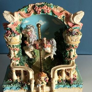 Musical carousel horse